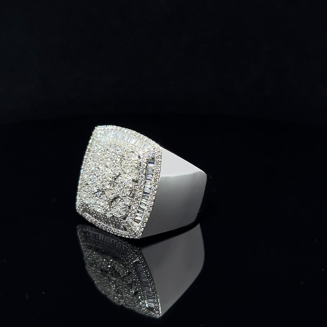 SOLID GOLD NATURAL VVS DIAMOND SQUARE RING