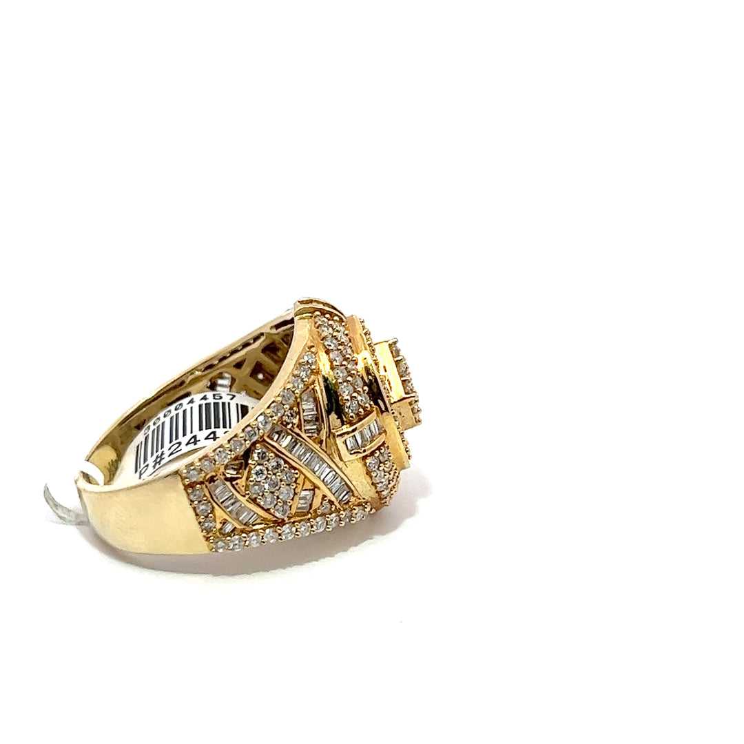 14k Yellow gold diamond ring