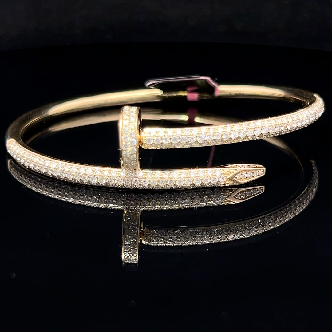 ICED OUT LOVE/NAIL BANGLE BLACK FRIDAY STEAL‼️