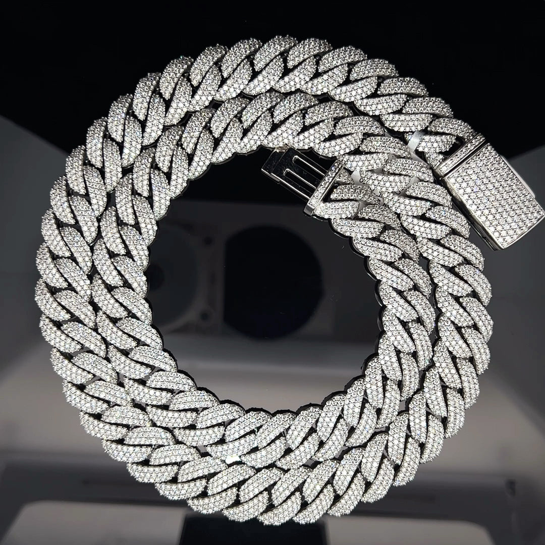 SOLID WHITE GOLD NATURAL DIAMOND CUBAN CHAIN