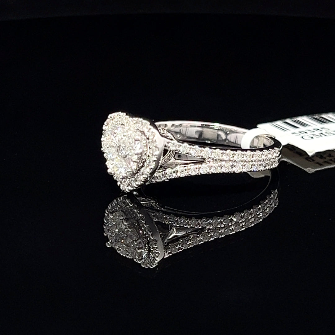 14k White gold diamond heart ring