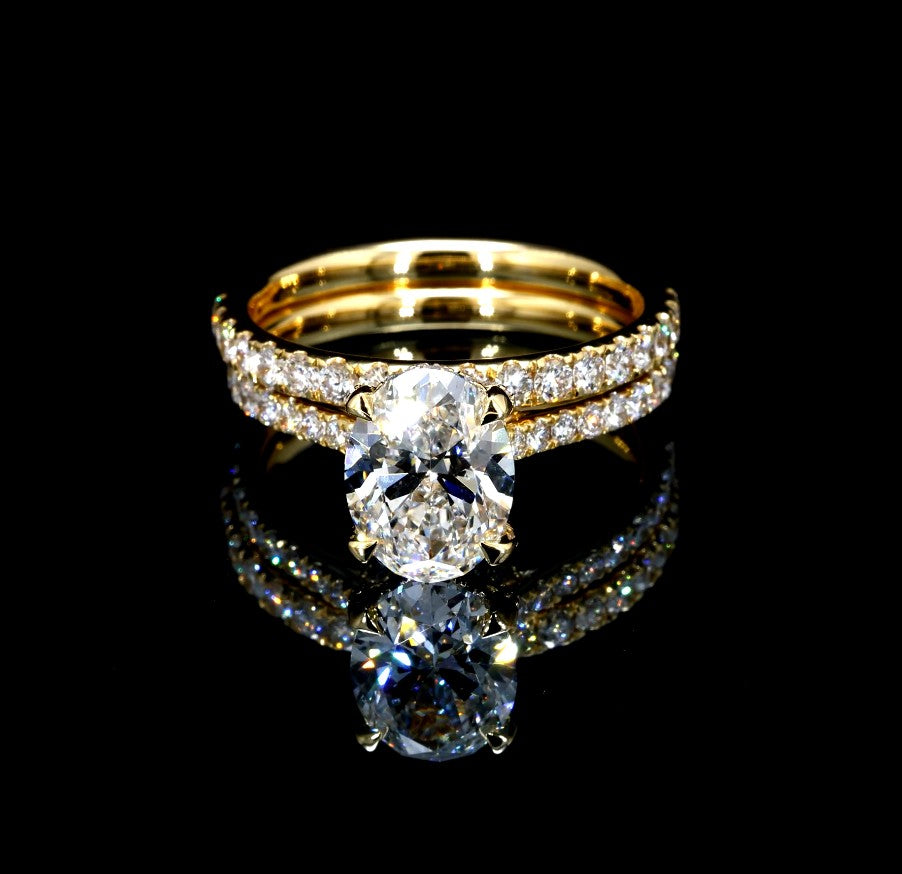 14K YELLOW GOLD LAB GROWN OVAL BRILLIANT ENGAGEMENT RING