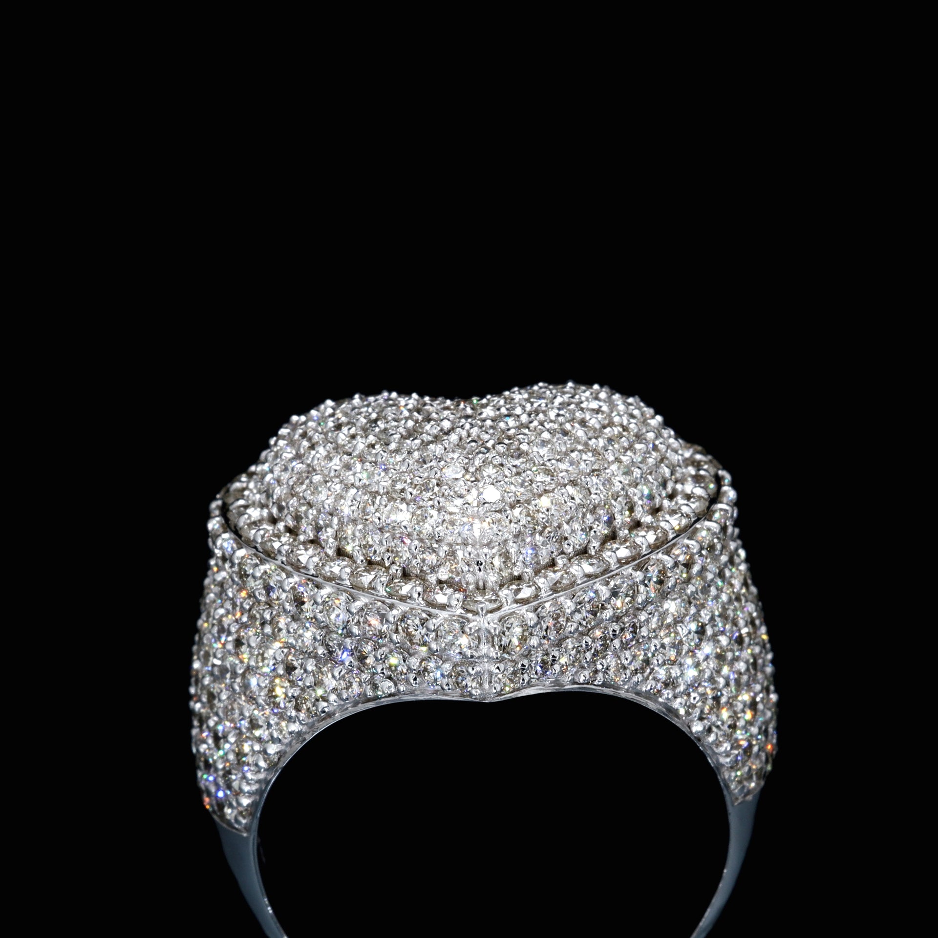 SOLID GOLD DIAMOND VVS HEART RING
