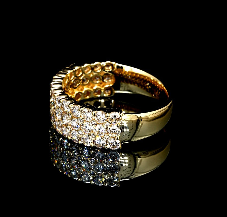 YELLOW GOLD DIAMOND BAND VVS RING