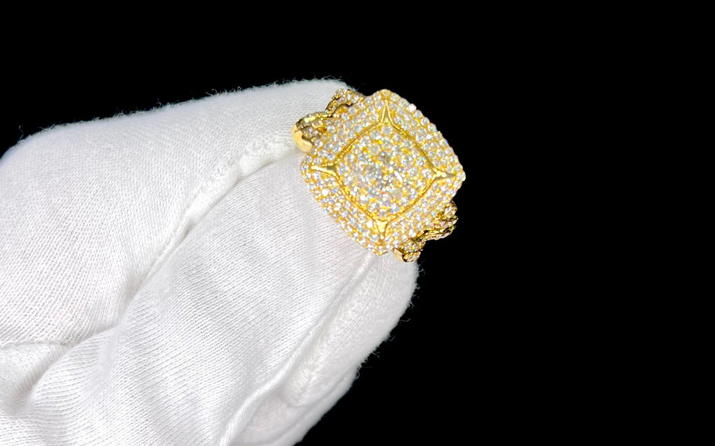 14k Gold Square shaped Diamond ring